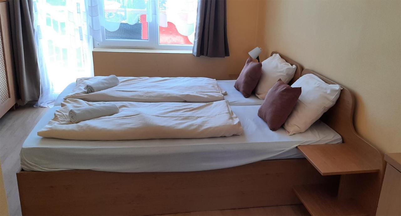 Manuela Ifjusagi Hotel Balatonfüred Eksteriør billede